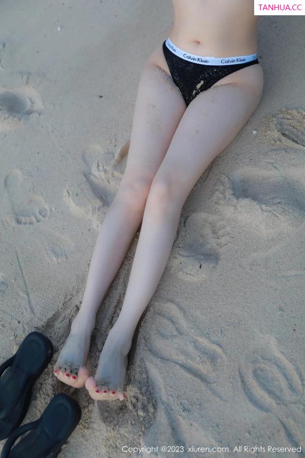  [XiuRen]高清写真图 2023.12.29 No.7893 谭小灵 丝袜美腿第7张图片